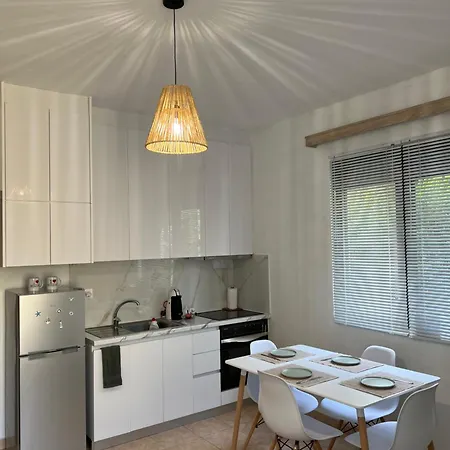Nest Apartman Durrës